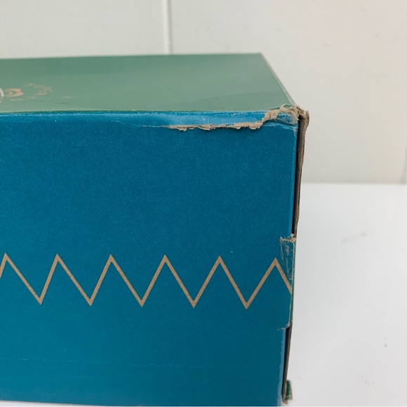 Adidas Superturf Adventure x Sean Wotherspoon Disney Jiminy Cricket SIZE 10 NEW - Picture 9 of 9